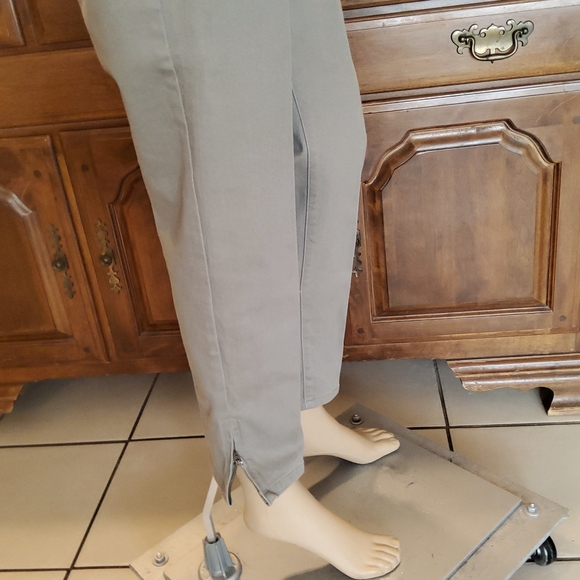 Chico's Perfect Stretch Girlfriend Slim Leg Ankle Jeans-Olive Gray - Picture 5 of 11